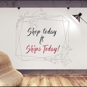 I ship quick ⏱Bundles Save🏦 Posh gets 20%💋